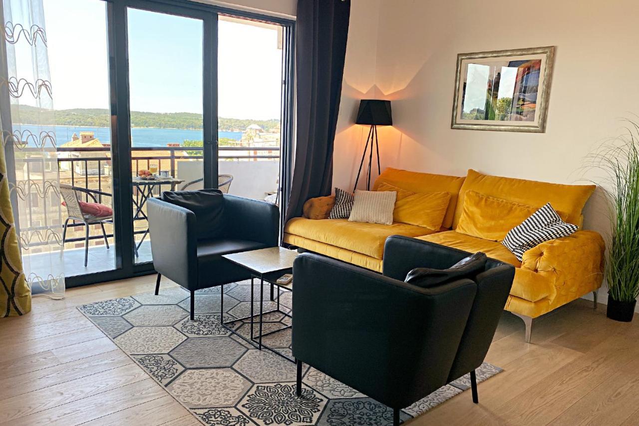 Vista Center Apartment Pula Bagian luar foto